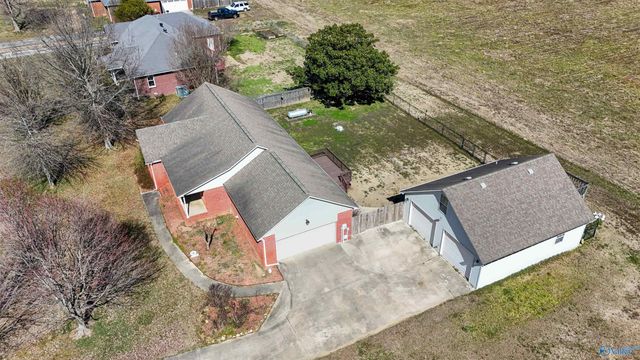 20820 Johnson Road, Athens, AL 35613