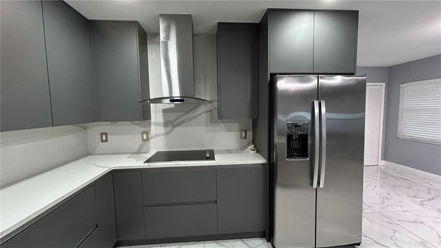 6711 WEBB ROAD, Tampa, FL 33615