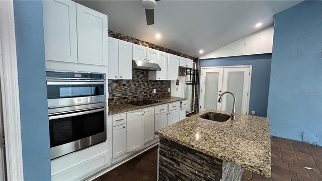 6711 WEBB ROAD, Tampa, FL 33615