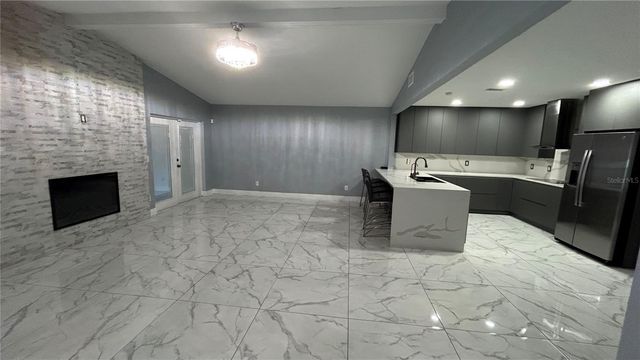 6711 WEBB ROAD, Tampa, FL 33615