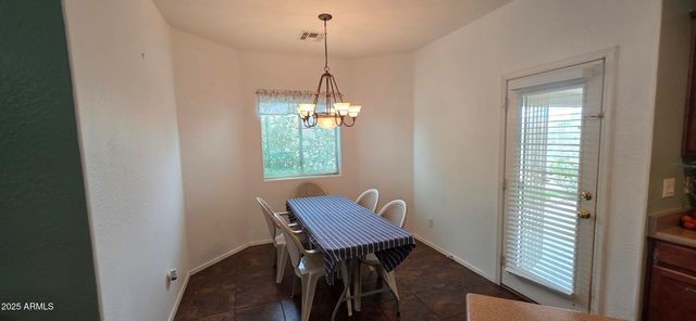 518 W BLACK HAWK Place, Casa Grande, AZ 85122