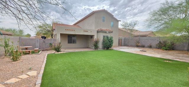 518 W BLACK HAWK Place, Casa Grande, AZ 85122