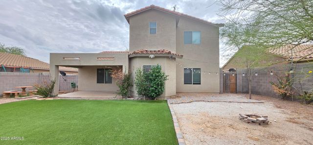 518 W BLACK HAWK Place, Casa Grande, AZ 85122