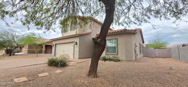 518 W BLACK HAWK Place, Casa Grande, AZ 85122