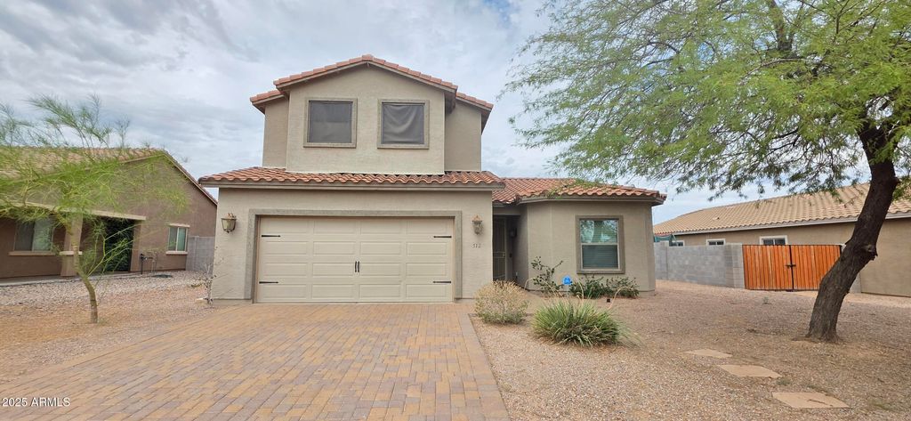 518 W BLACK HAWK Place, Casa Grande, AZ 85122