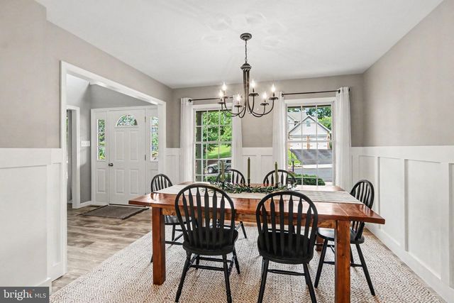 4 DEWBERRY COURT, Mechanicsburg, PA 17055