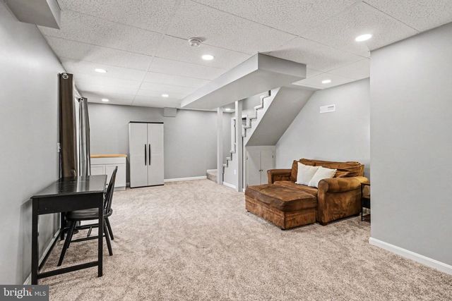 4 DEWBERRY COURT, Mechanicsburg, PA 17055
