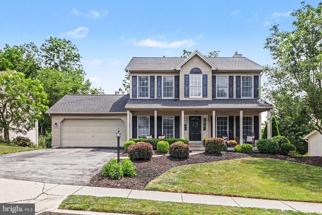 4 DEWBERRY COURT, Mechanicsburg, PA 17055