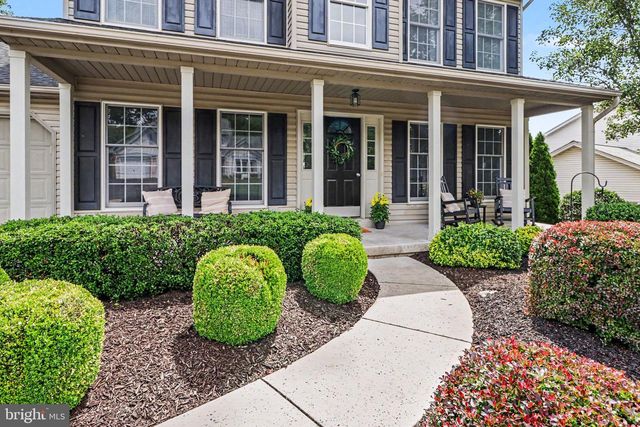 4 DEWBERRY COURT, Mechanicsburg, PA 17055