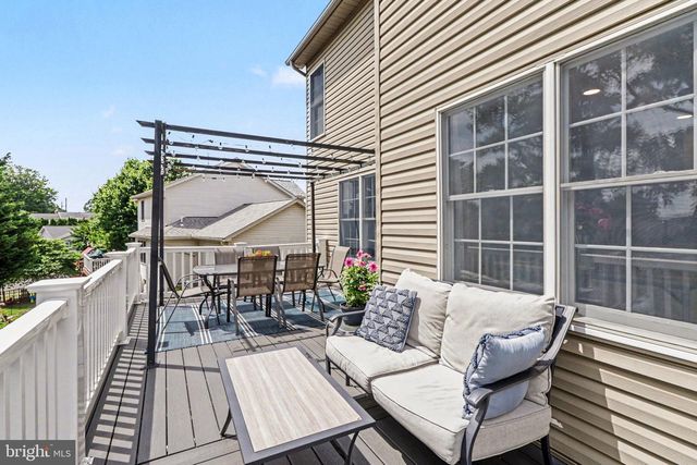 4 DEWBERRY COURT, Mechanicsburg, PA 17055