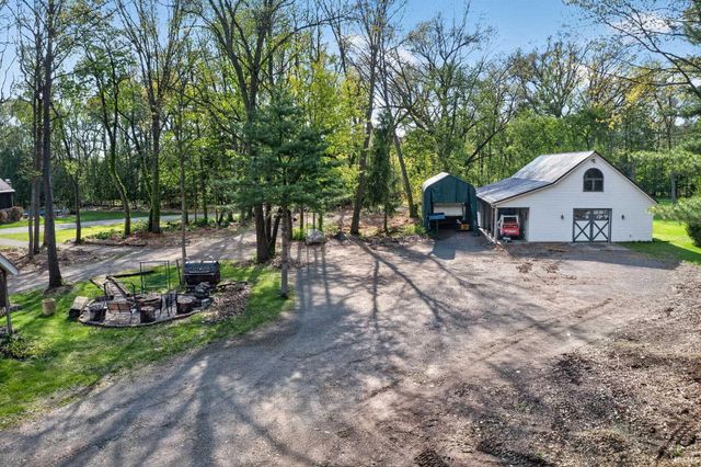 30131 Vantilburg Court, Elkhart, IN 46514