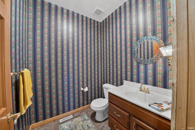 30131 Vantilburg Court, Elkhart, IN 46514