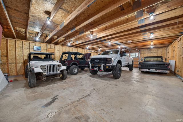 30131 Vantilburg Court, Elkhart, IN 46514