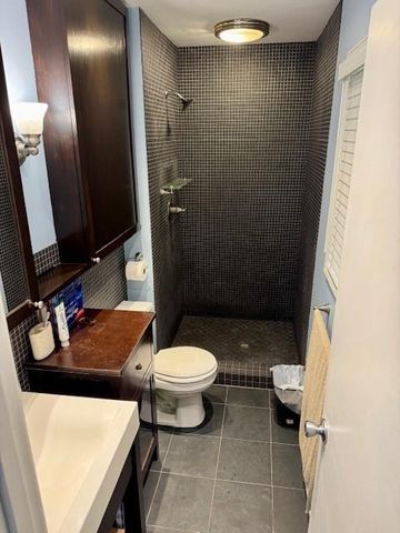 7310 NW 76th Terrace, Kansas City, MO 64152