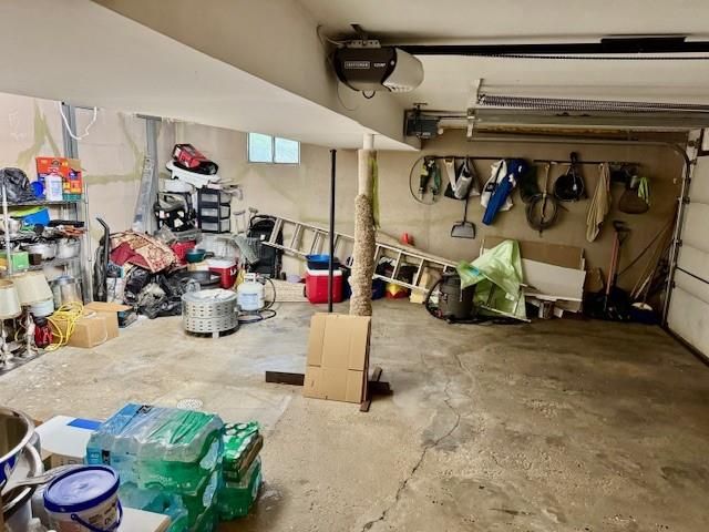 7310 NW 76th Terrace, Kansas City, MO 64152