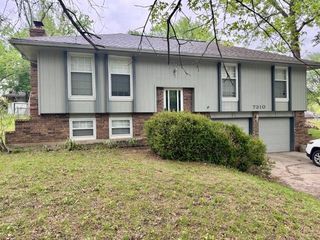 7310 NW 76th Terrace, Kansas City, MO 64152