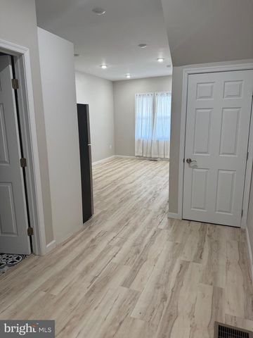 1856 W HUNTING PARK AVE, Philadelphia, PA 19140