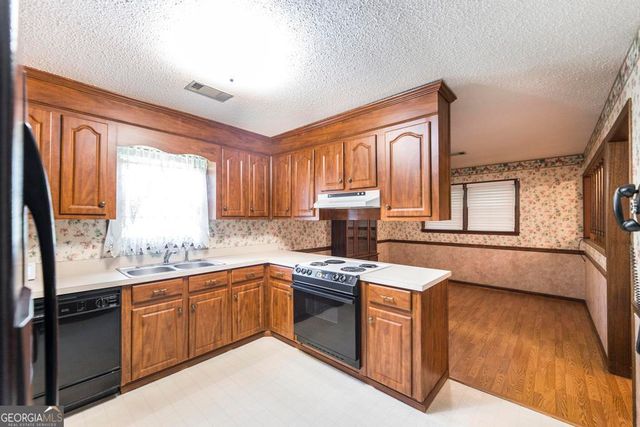 103 Sunnybrook Court, Warner Robins, GA 31088