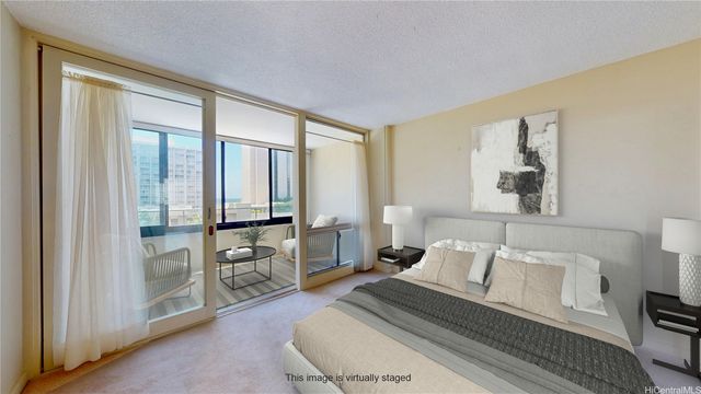 1720 Ala Moana Boulevard 902B, Honolulu, HI 96815