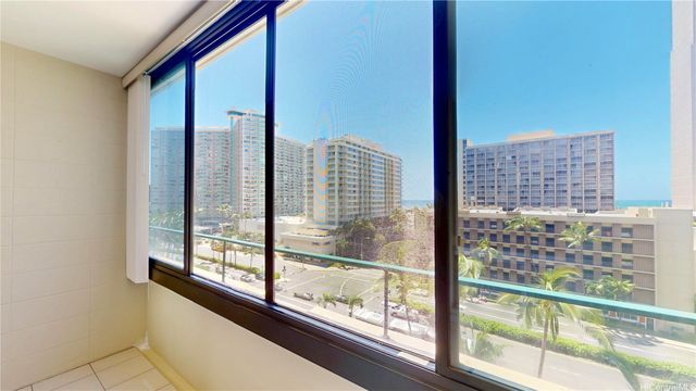 1720 Ala Moana Boulevard 902B, Honolulu, HI 96815