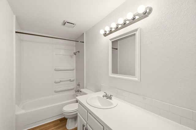 2327 E 29th Ave, Spokane, WA 99223