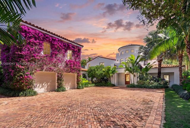 5763 Pine Tree Dr, Miami Beach, FL 33140