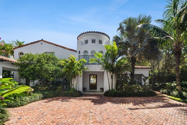 5763 Pine Tree Dr, Miami Beach, FL 33140