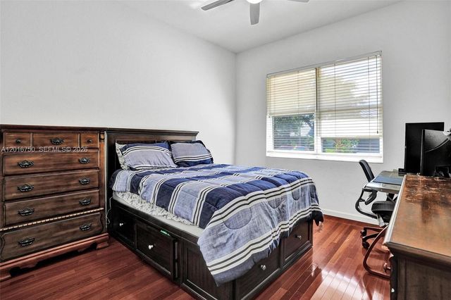 4401 SW 74th Ter, Davie, FL 33314