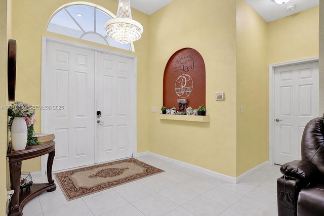 4401 SW 74th Ter, Davie, FL 33314