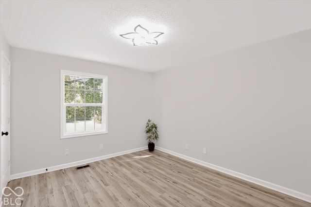 9646 Shelborne Road, Carmel, IN 46032