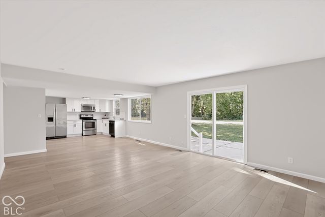 9646 Shelborne Road, Carmel, IN 46032