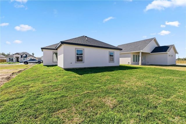 1111 E Acacia Drive, San Juan, TX 78589