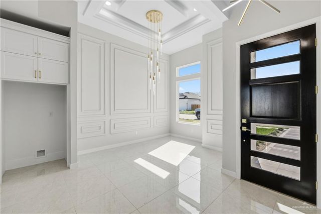 1111 E Acacia Drive, San Juan, TX 78589