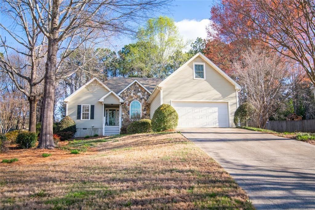 1585 Snow Hill Drive, Lawrenceville, GA 30045
