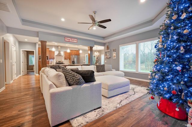 15315 Harrison Lake Cove, Fort Wayne, IN 46814