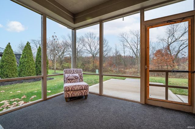 15315 Harrison Lake Cove, Fort Wayne, IN 46814