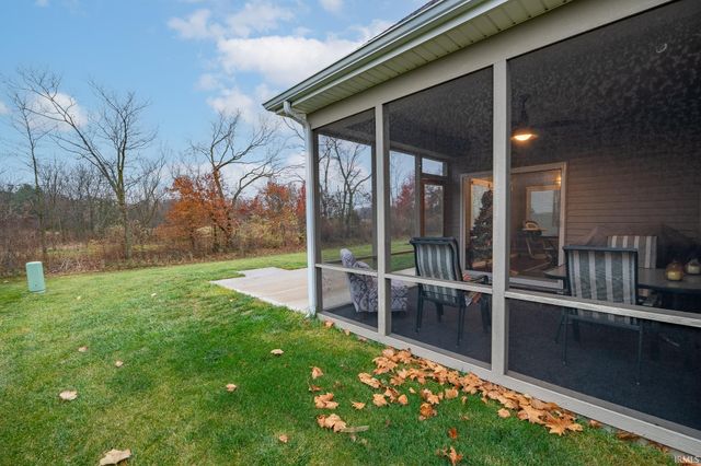 15315 Harrison Lake Cove, Fort Wayne, IN 46814