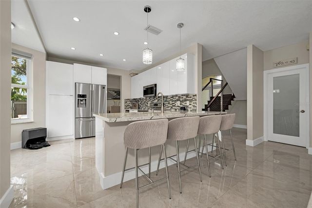 1385 SW 143RD COURT, Miami, FL 33184