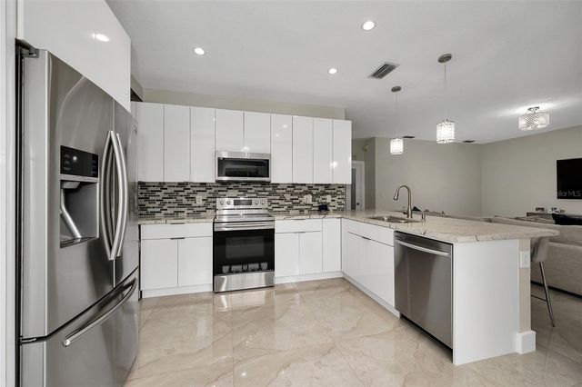 1385 SW 143RD COURT, Miami, FL 33184