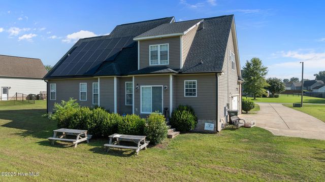 206 Prior Lane, Pikeville, NC 27863