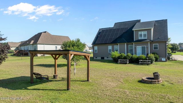 206 Prior Lane, Pikeville, NC 27863