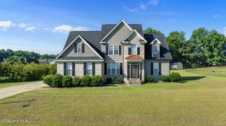 206 Prior Lane, Pikeville, NC 27863