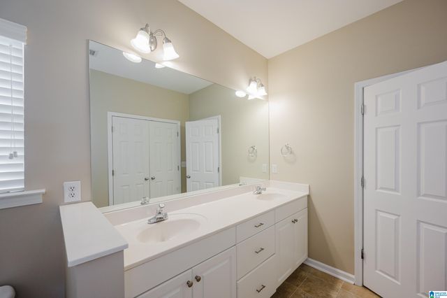 2013 PRESTON LANE, Chelsea, AL 35043