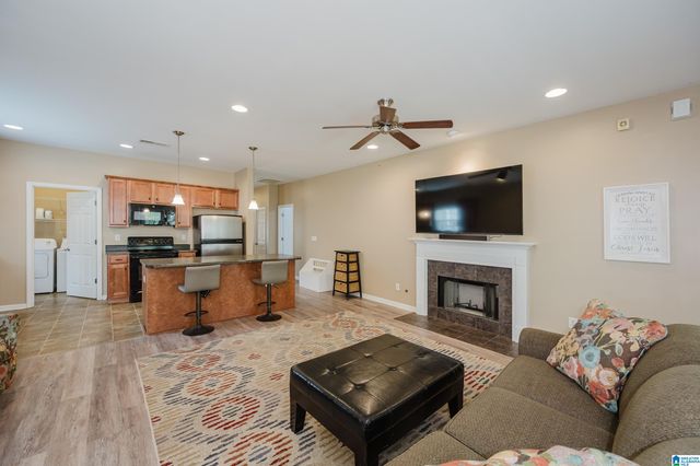 2013 PRESTON LANE, Chelsea, AL 35043