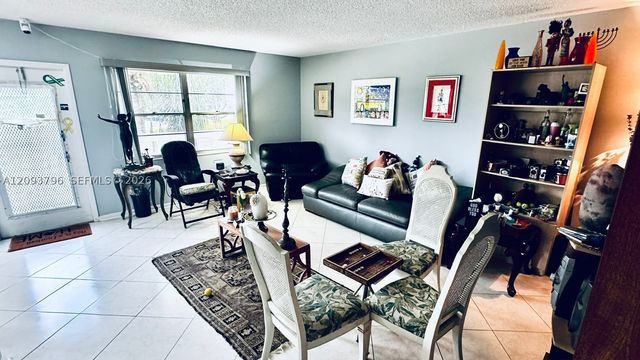 2064 Ventnor P 2064, Deerfield Beach, FL 33442