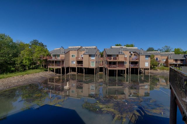 7951 Arcade Lake Ln, Citrus Heights, CA 95610
