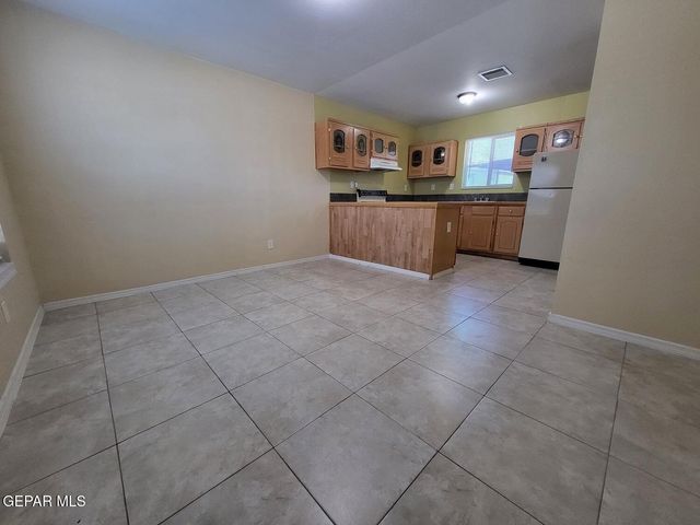 7365 N Loop Drive 1, El Paso, TX 79915