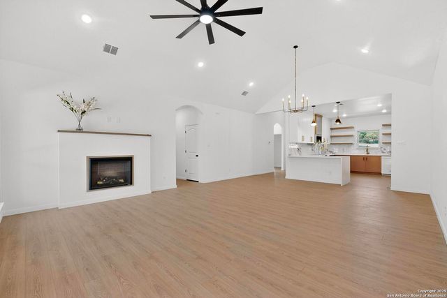 514 contour, Spring Branch, TX 78070