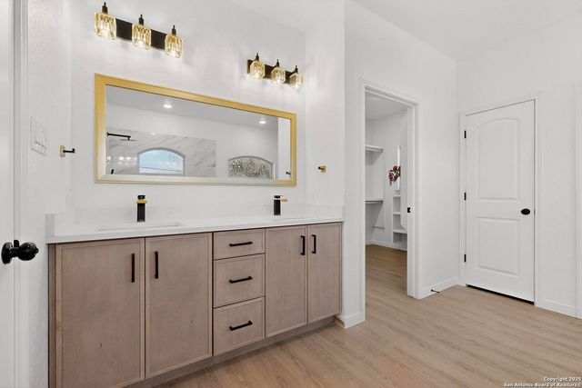 514 contour, Spring Branch, TX 78070