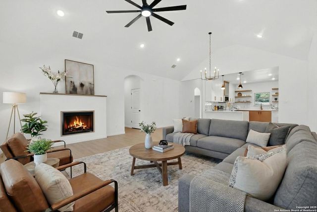 514 contour, Spring Branch, TX 78070